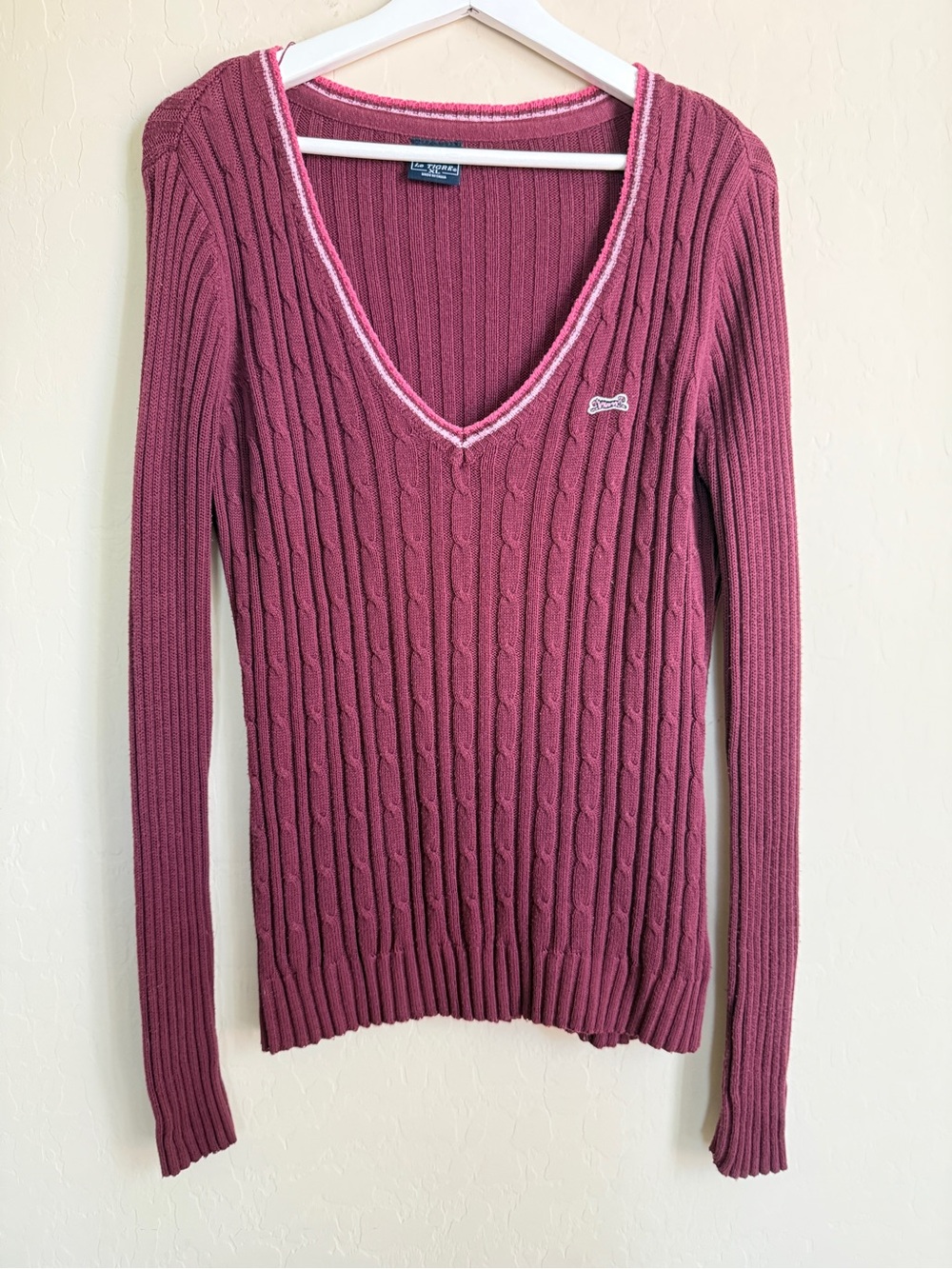 Le Tigre Y2K Women's Cable Knit V-Neck Sweater Pink Trim Burgundy Academia XL